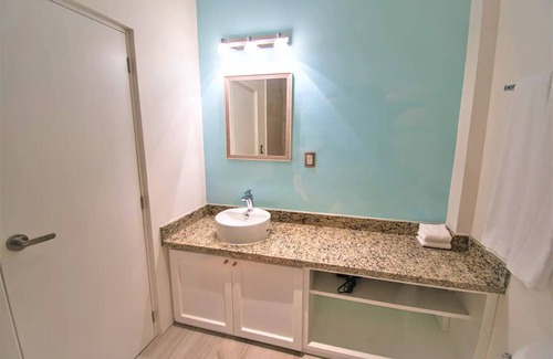 Centro - Supmza 001 Hotel | Bartolome Oceanfront Suites