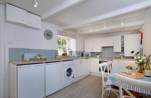 Mylor Churchtown House | Barton Bothy