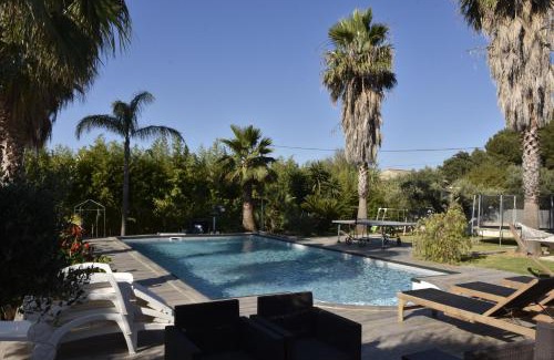 Sanary-sur-Mer Apartment | Bas de Villa tropicale SANARY