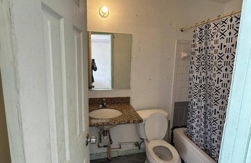 Sun Bay South Hotel | Base Motel By OYO South Tampa