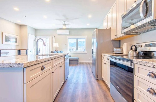 Swan Valley Condo | Basecamp Stays: Mtn Views, Patio, & South Fork Fun