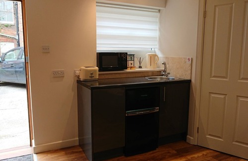 Bexhill-on-Sea Apartment | Basic Ground Floor Self Contained Studio