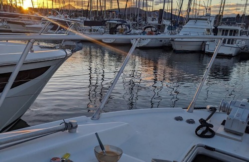 Hendaye Boat Rental | Basque getaway - Le Yellow