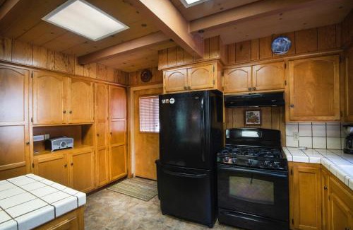 North Wawona House | Bassett's Cabin