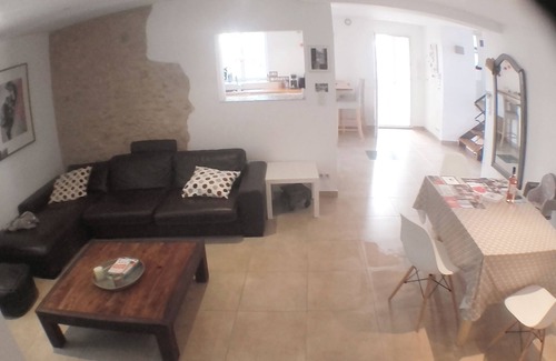 Le Puy-Sainte-Reparade House | Bastide de village: a summer between Aix en Provence & Luberon