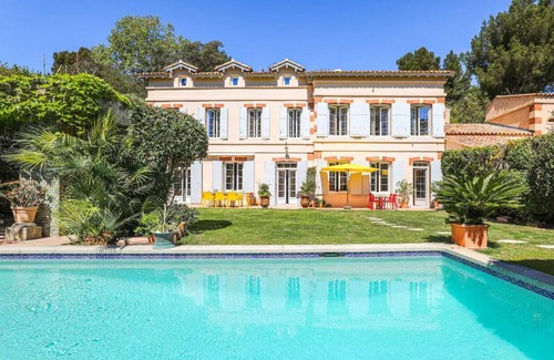 Prado-Perier Villa | Bastide les oréades, Villa de luxe.