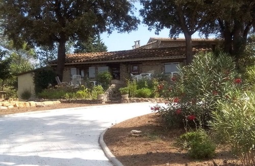 Taradeau House | BASTIDON DOMAINE L'HELION 10 People salt water swimming pool 12mx6m
