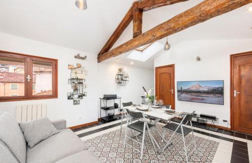 Old Town Apartment | Bastion Ideally located, brightness, sea views