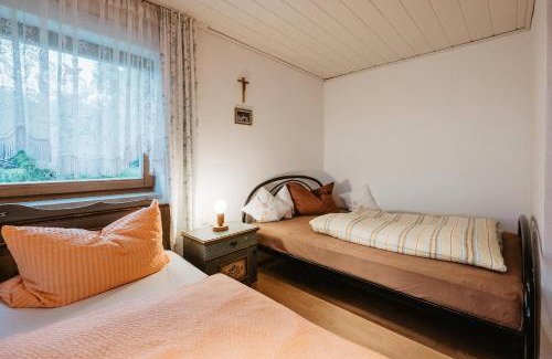 Neuschoenau House | Bauernhof Madlhof
