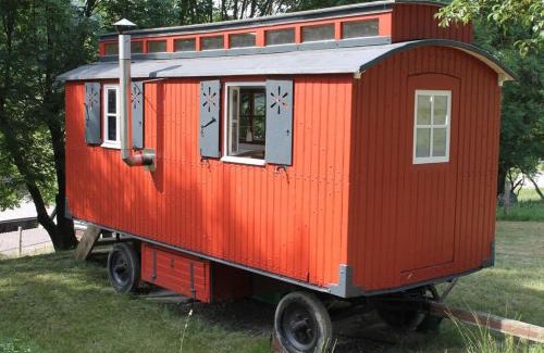 Lennestadt Other | Bauwagen unterm Birnbaum