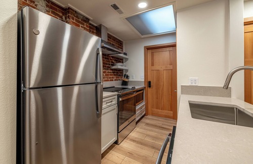 Leavenworth Apartment | Bavarian Lodge Suites