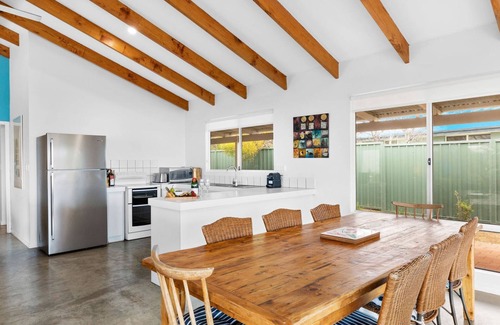 Peppermint Grove Beach House | Bay Beach House - Pet friendly, spectacular views, comfortably furnished