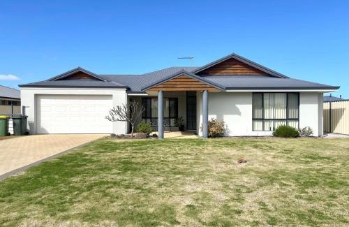 Jurien Bay House | Bay Breeze Escape