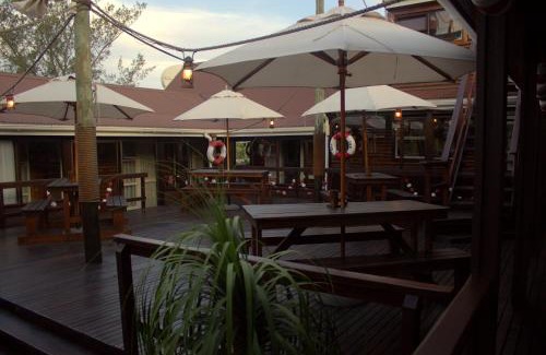 Jeffreys Bay Hotel | Bay Cove Inn