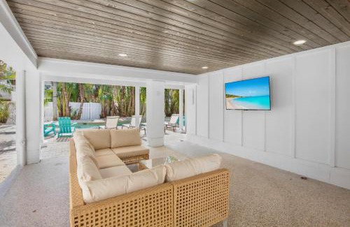 Anna Maria House | Bay Happy