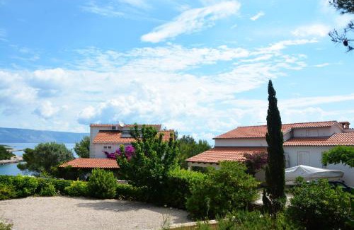 Cove Basina (Jelsa) Apartment | Bay House Rosohotnica