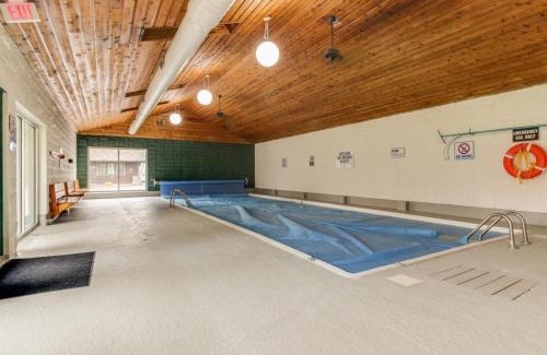 Whitefish Apartment | Bay Point Hillside 17A Down