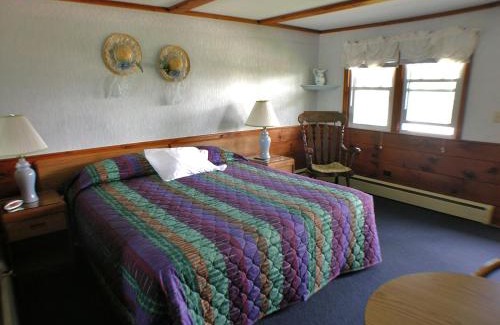 Laconia Hotel | Bay Top Motel