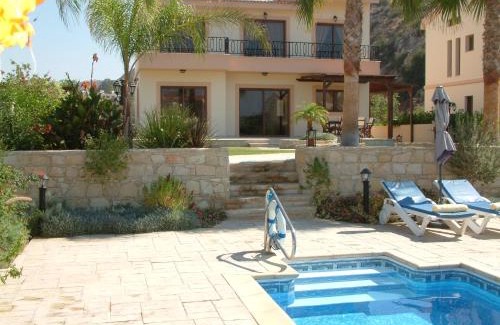 Pissouri Villa | Bay Villas