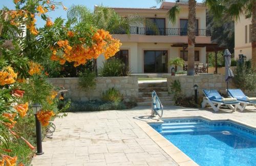 Pissouri Villa | Bay Villas