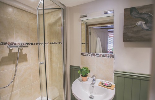 Dartmouth Hotel | Bayards Cove Inn