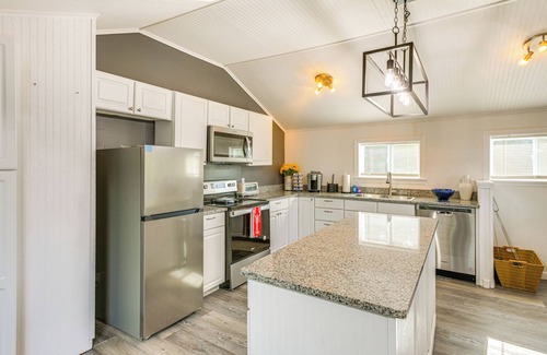 Steuben House | Bayfront Steuben Home w/Screened Porch & Fire Pit