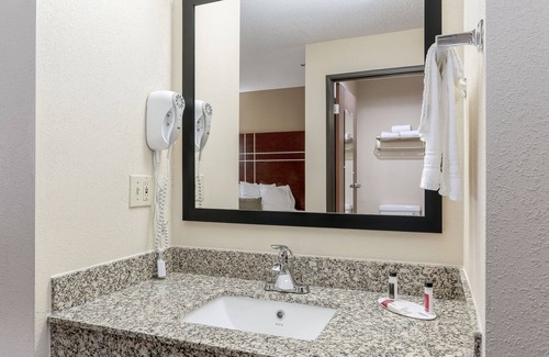 Bowling Green Hotel | Baymont by Wyndham Bowling Green