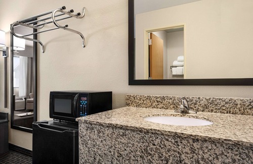 Elko Hotel | Baymont by Wyndham Elko