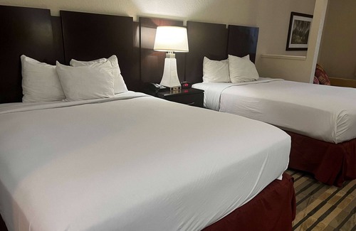 Westchase Hotel | Baymont by Wyndham Houston/Westchase