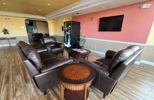 Manteca Hotel | Baymont by Wyndham Manteca