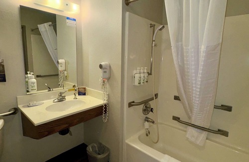 Grant Creek Hotel | Baymont by Wyndham Missoula