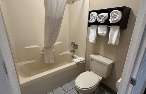 Thomasville Hotel | Baymont by Wyndham Thomasville