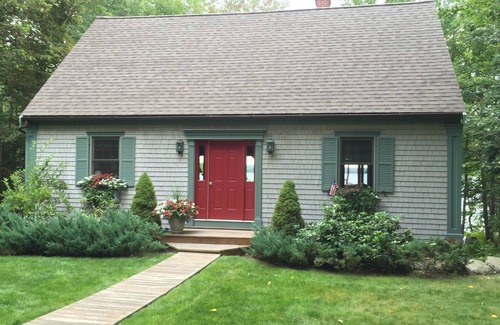 Surry Cottage | Bayport Cottage-Amazing Opportunity August 21-28 Oceanfront & Mountain Views