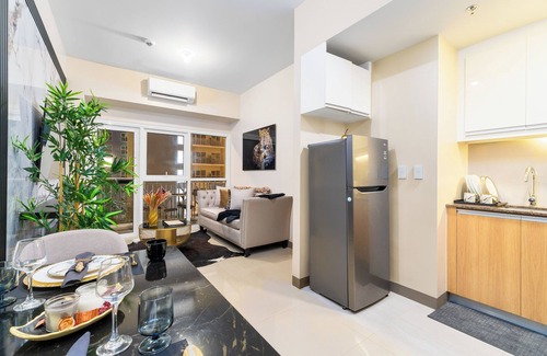 Tambo Apartment | Bayshore Luxe by Prime