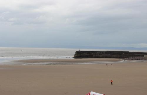 Porthcawl House | Bayside Guest House