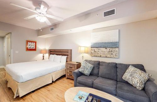 Baytowne Wharf Hotel | Baytowne Wharf - Pilot House #323