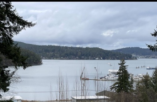 Oak Harbor House | Bayview Romantic secluded mermaids heaven