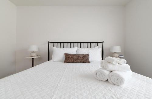 Beach Haven Apartment | Be A Nomad - Close to Mayo & Beaches