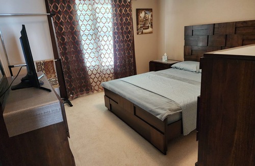 Sugar Land House | Be Our Guest!