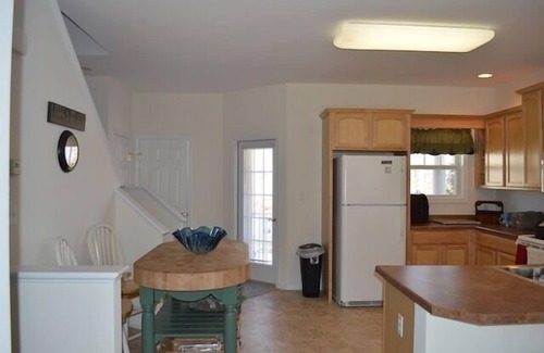 Dagsboro Condo | Beach Air Landing, Beaches, Shops, and Golf!