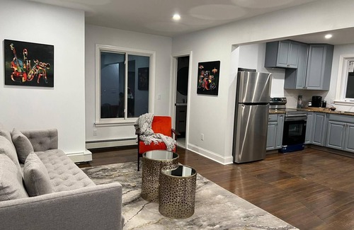New London Apartment | Beach and Casino Modern flat