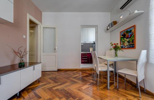 Bacvice Apartment | Beach Apartment Lana