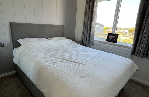 Padstow Cabin | Beach Base Lodge. Perfect place to explore North Cornwall and the Seven Bays.