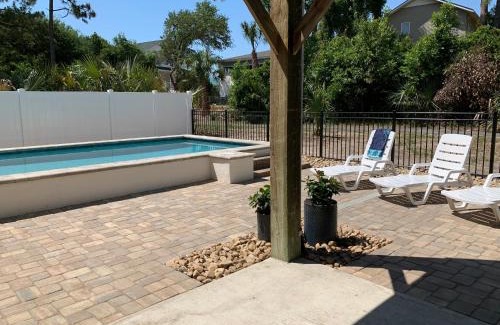 Edisto Island House | Beach Bum Paradise Edisto Beach with Pool
