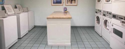 Myrtle Beach Apartment | Beach Colony Resort