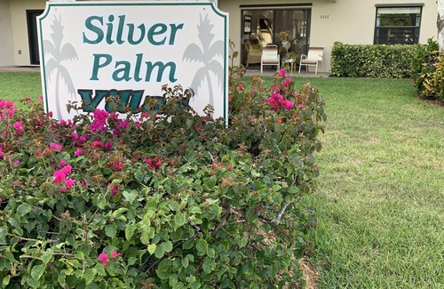 Central Beach Condo | Beach condo Steps away from the beach/boardwalk and park