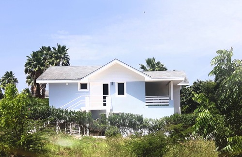 Marie Pampoen House | Beach Culture House, Life is better at the beach