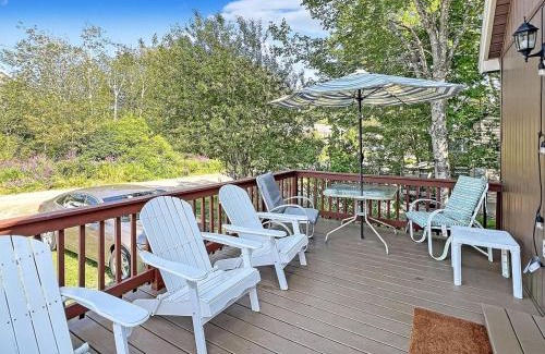 York Beach House | Beach Daze Cottage Brought to you by GetAway Vacations