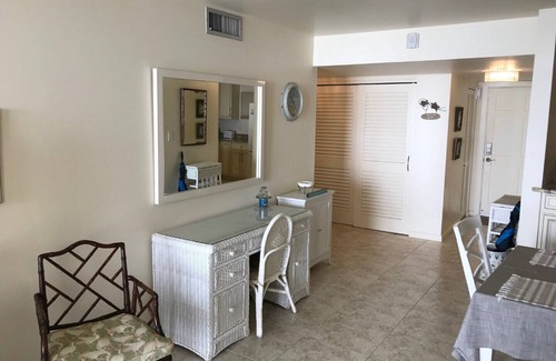 Gulfstream Beach Condo | Beach Front Condo with Great Views! Beautifully Furnished 2/2 - 1370 SF