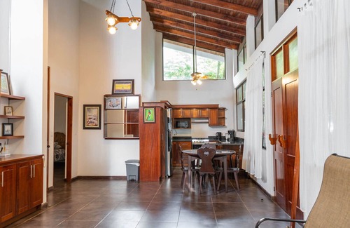 Savegre Cottage | Beach Front Peaceful House w/a/c & wifi - La Ola Feliz